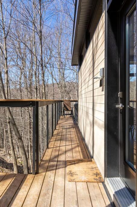 Villa Cabin Sutton 252 - En harmonie avec la nature! Extérieur photo