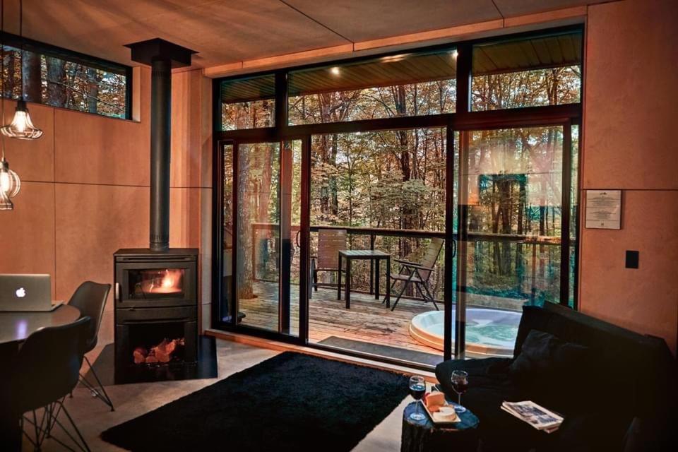 Villa Cabin Sutton 252 - En harmonie avec la nature! Extérieur photo